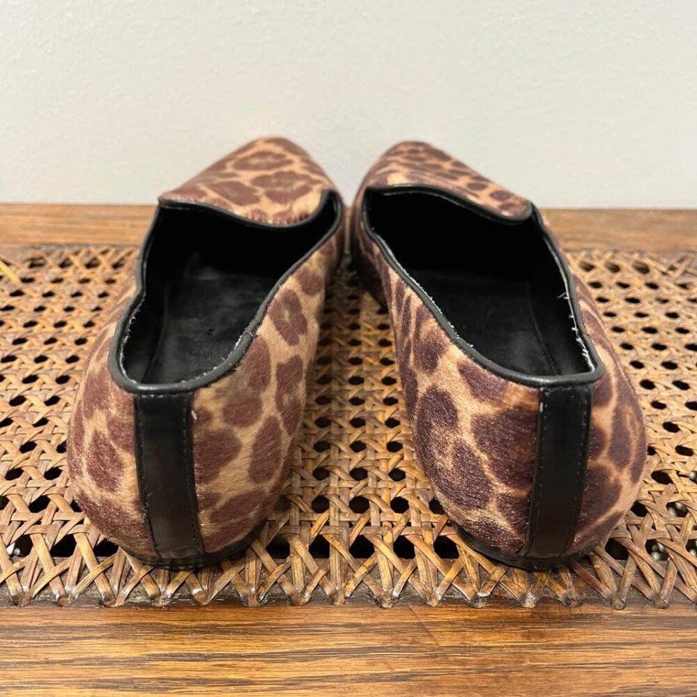 Size 8 Bold Neutral Quiet Luxury Leopard Faux Fur Nine West Pointed Toe Loafers - Picture 5 of 6